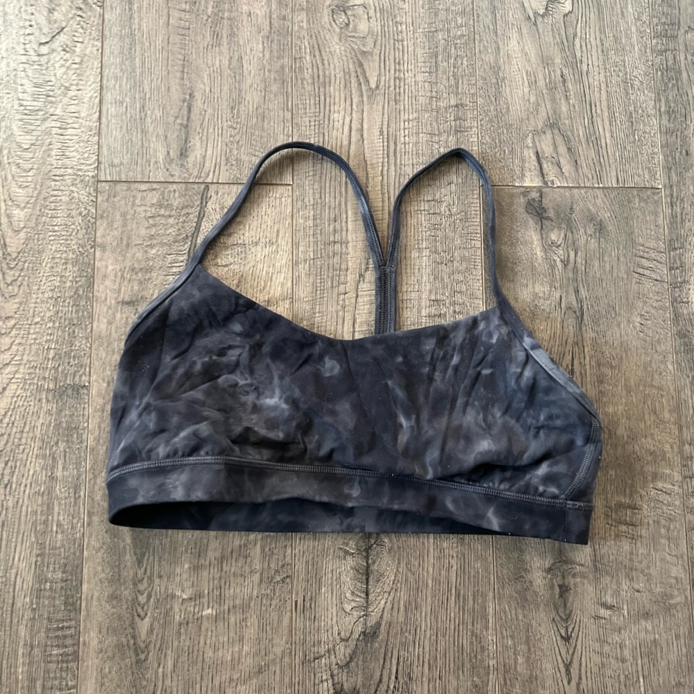 Lululemon flow Y bra- diamond dye, graphite grey & pitch grey